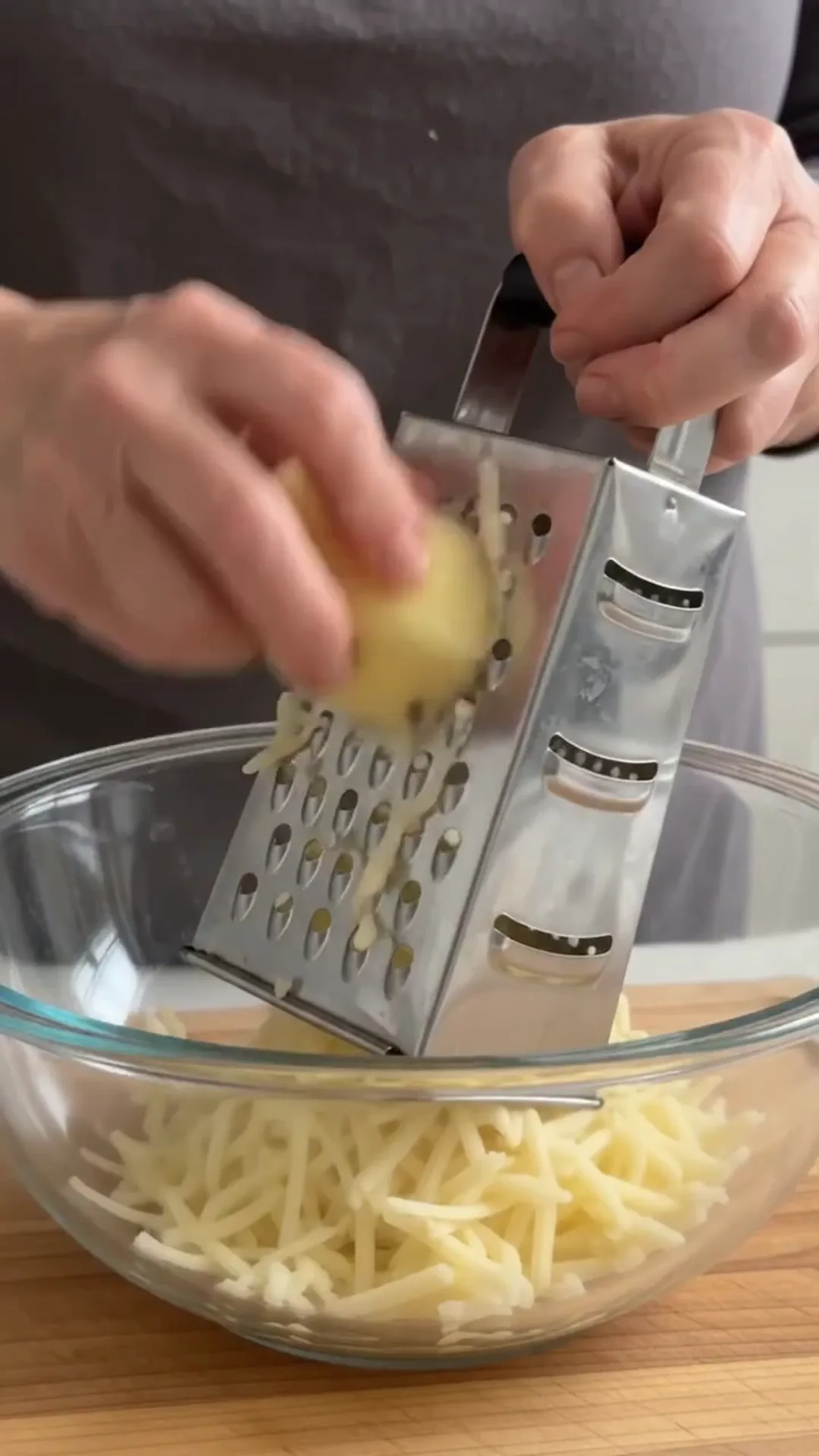 Cheesy Cauliflower Beef Stacks with Mozzarella and Parmesan – grating cheese