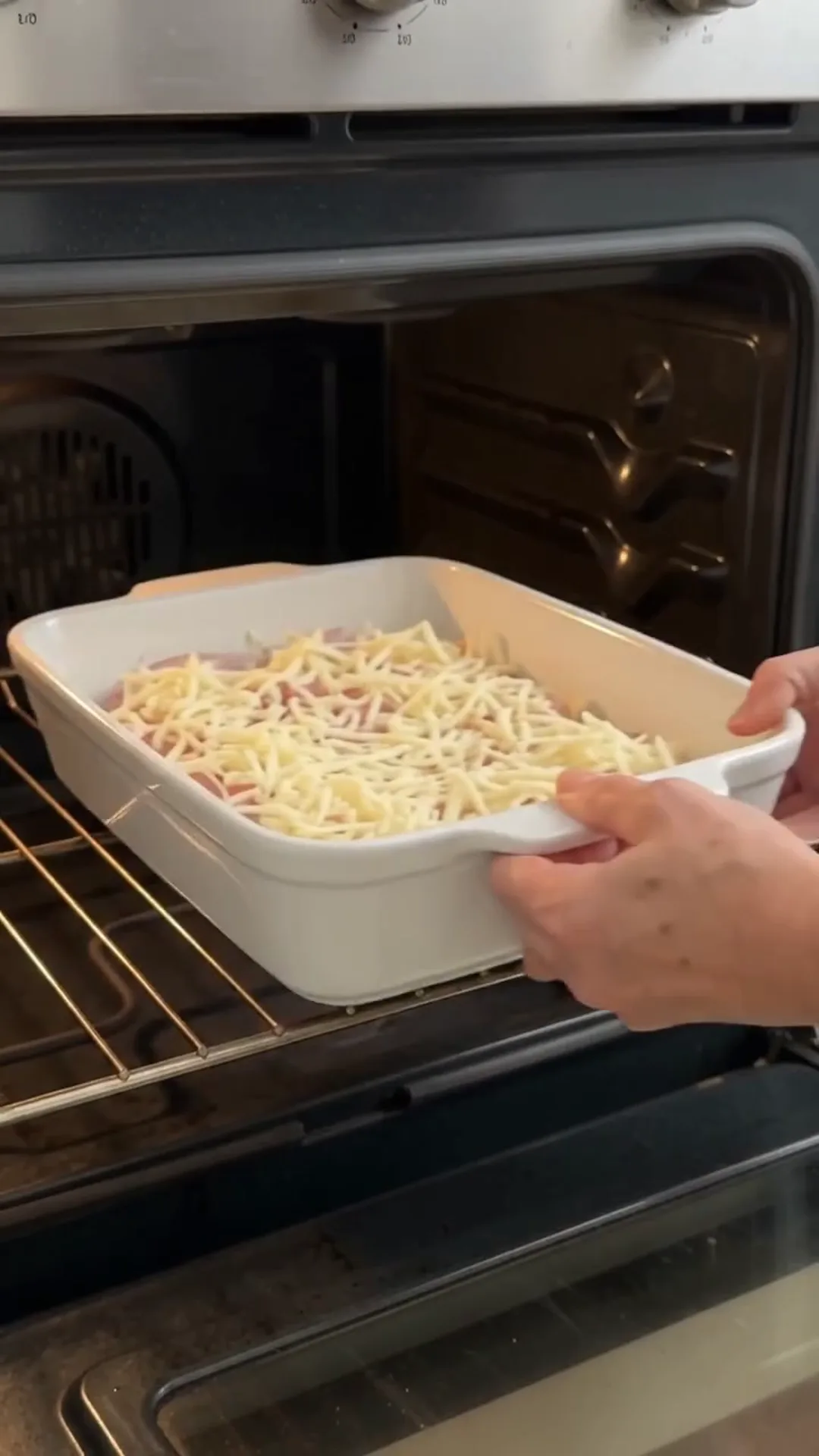 Cheesy Cauliflower Beef Stacks with Mozzarella and Parmesan – Assemble the stacks