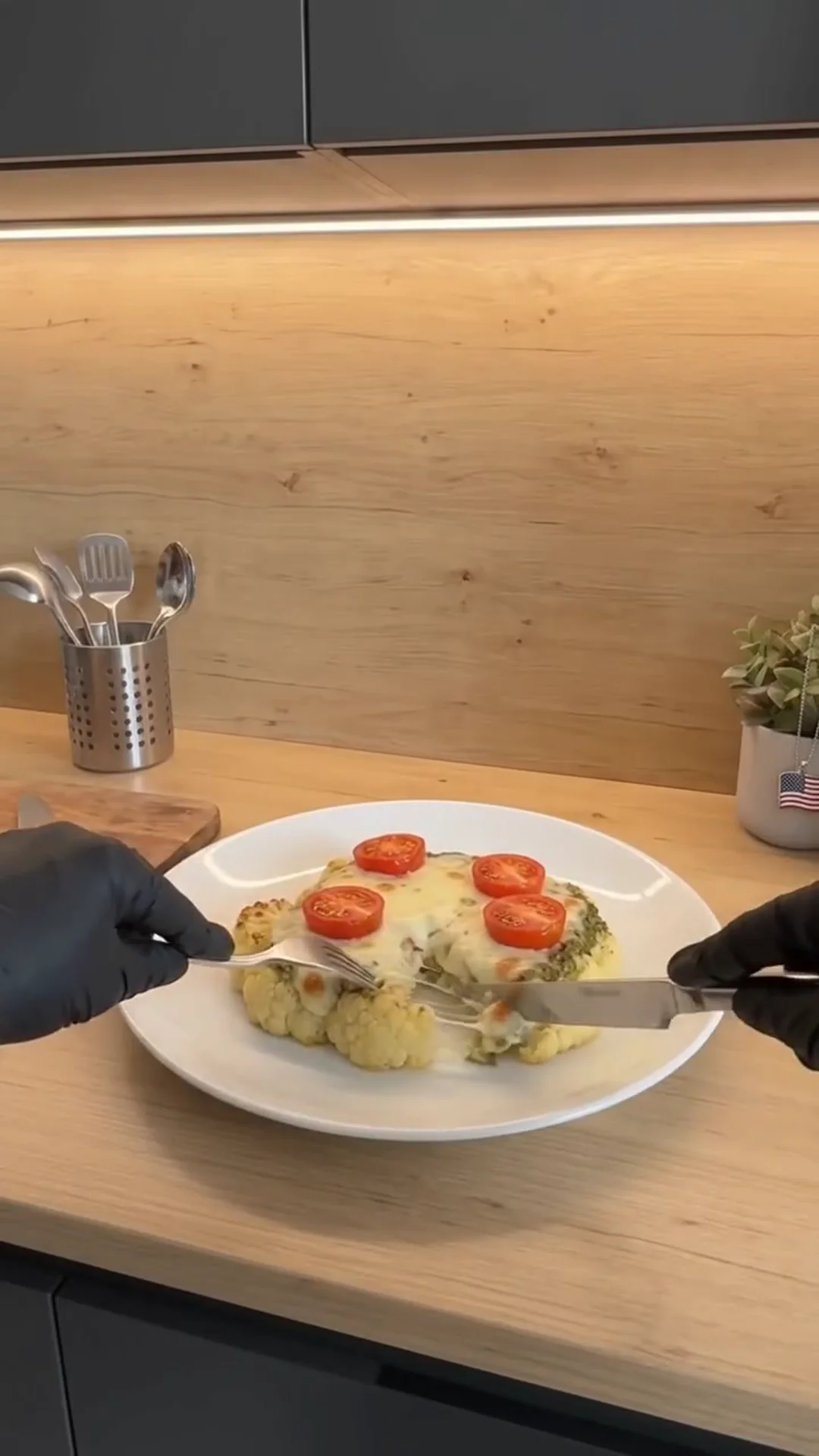 Cheesy Pesto Caprese Cauliflower Steaks