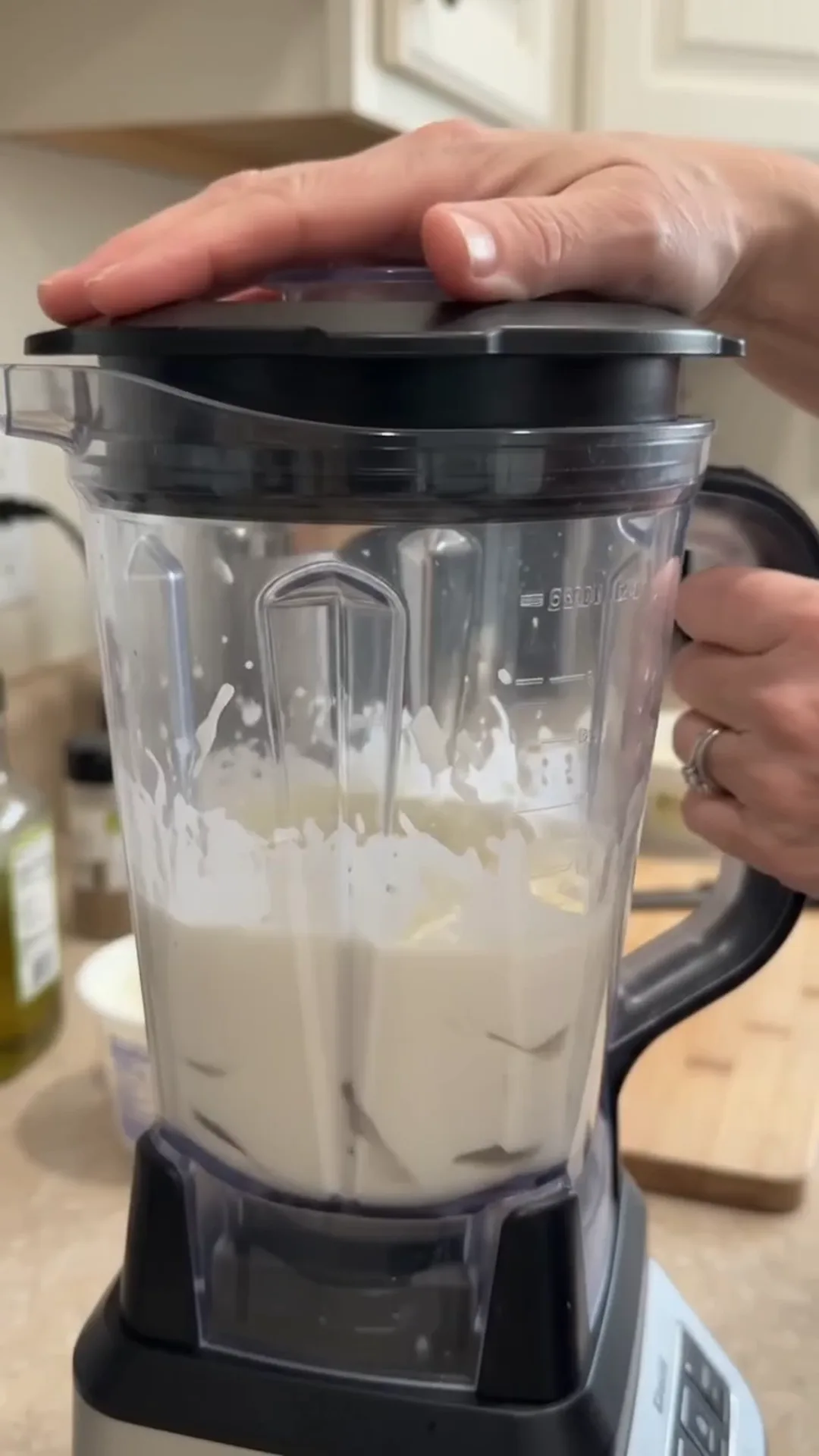 Crispy 3-Ingredient Cottage Cheese Pizza Crust – blending ingredients in a blender