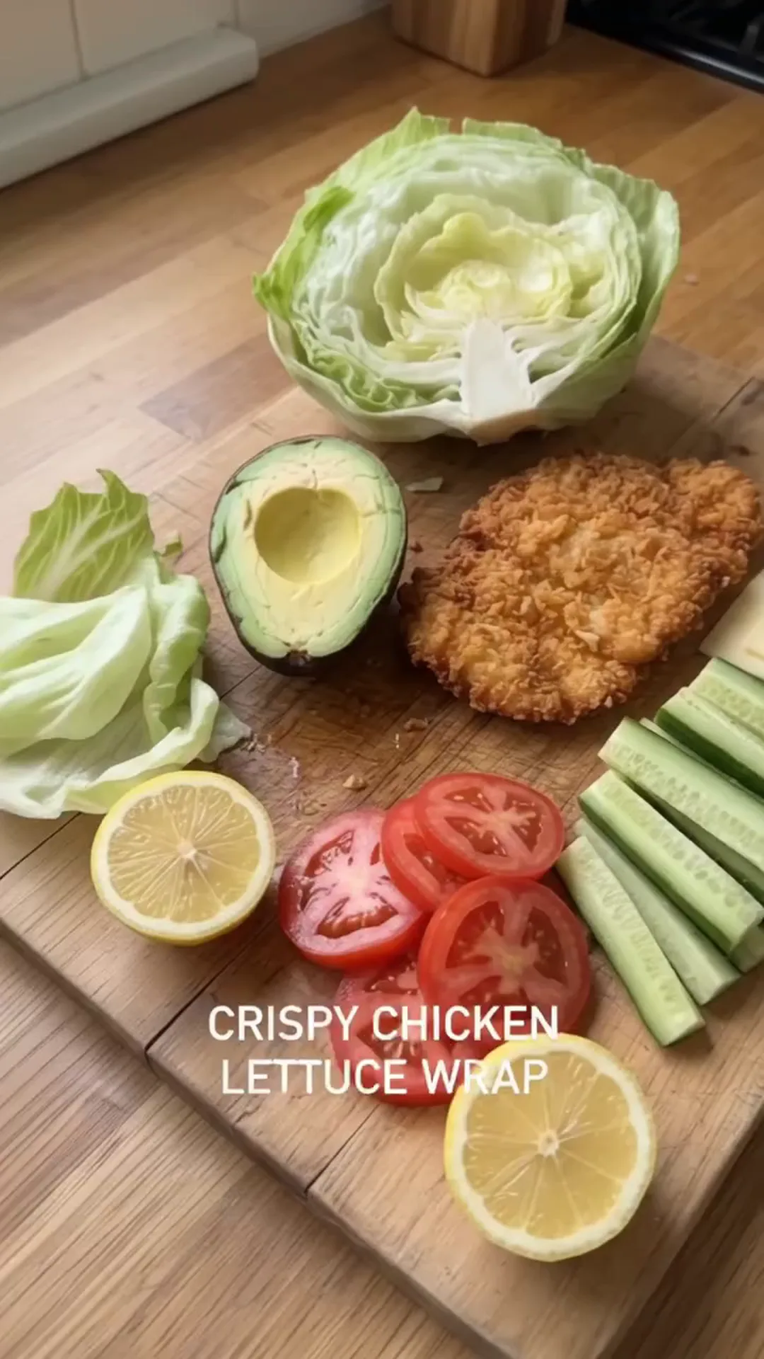 Crispy Chicken Lettuce Wraps with Avocado and Sauce – preparing crispy chicken lettuce wraps