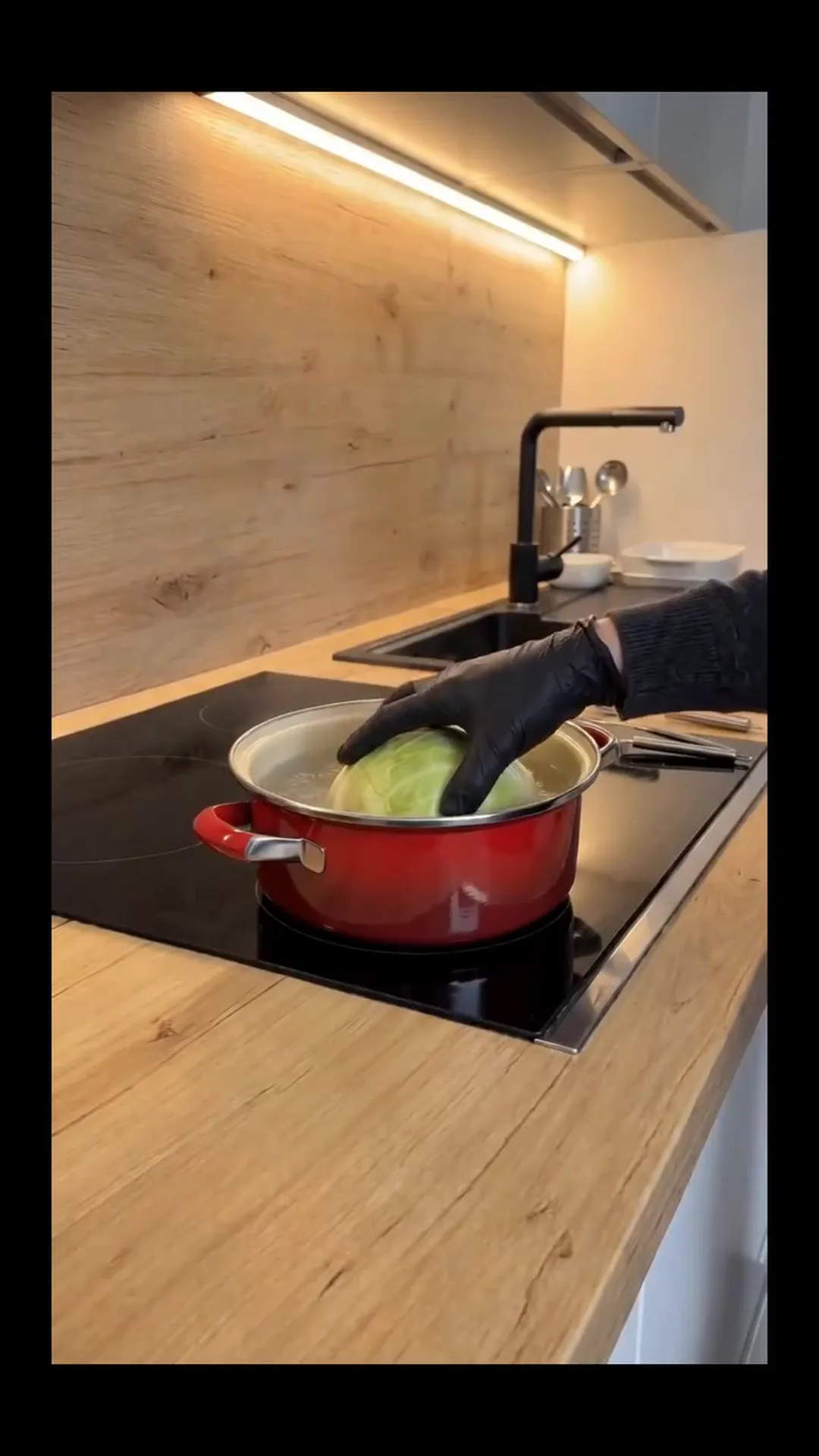 Hearty Vegan Stuffed Cabbage Rolls with Rice and Mushrooms – cooking cabbage