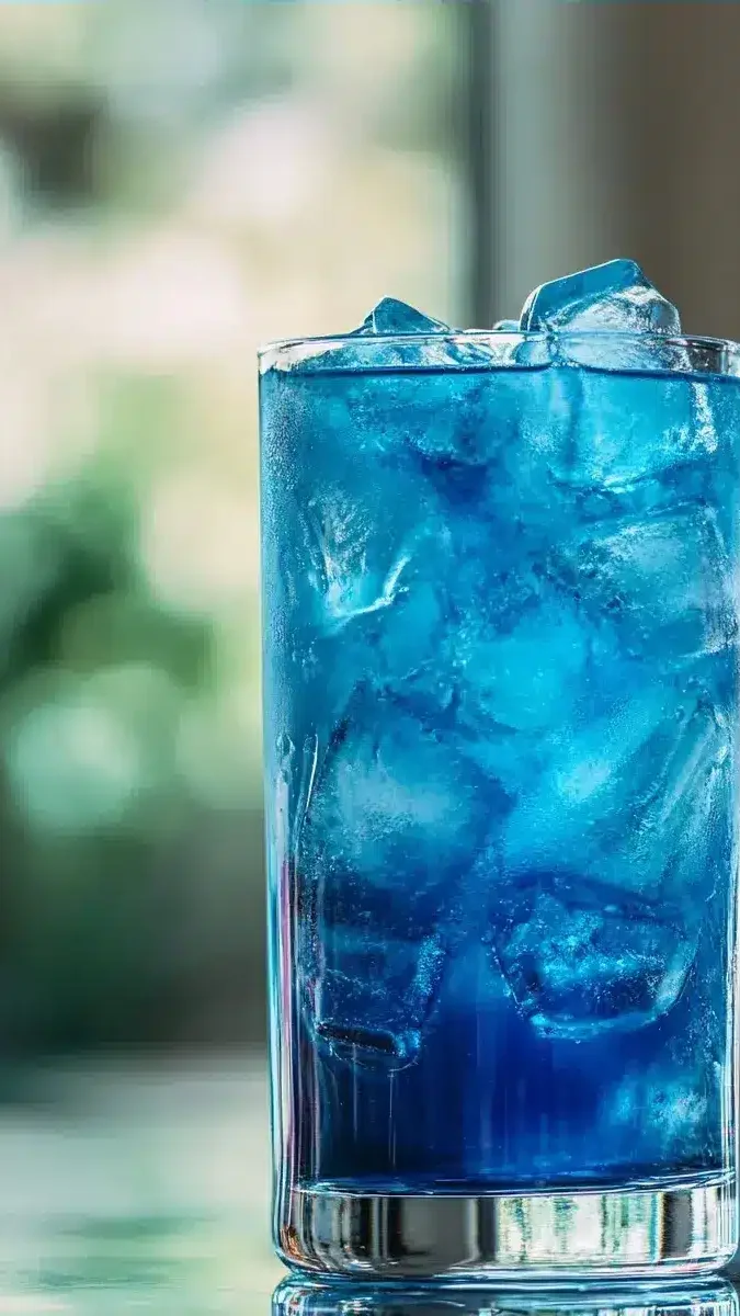 Close-up of sugar-free 7 Brew texture